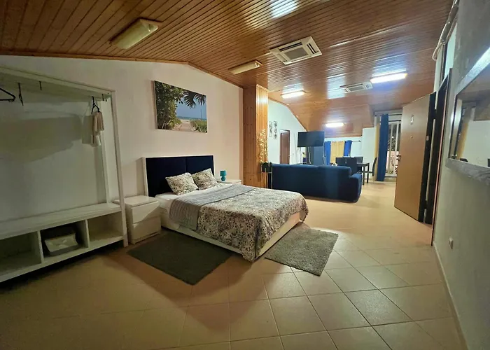 Sulemange Rooms Azeitao 25 Minutes To Lisbon